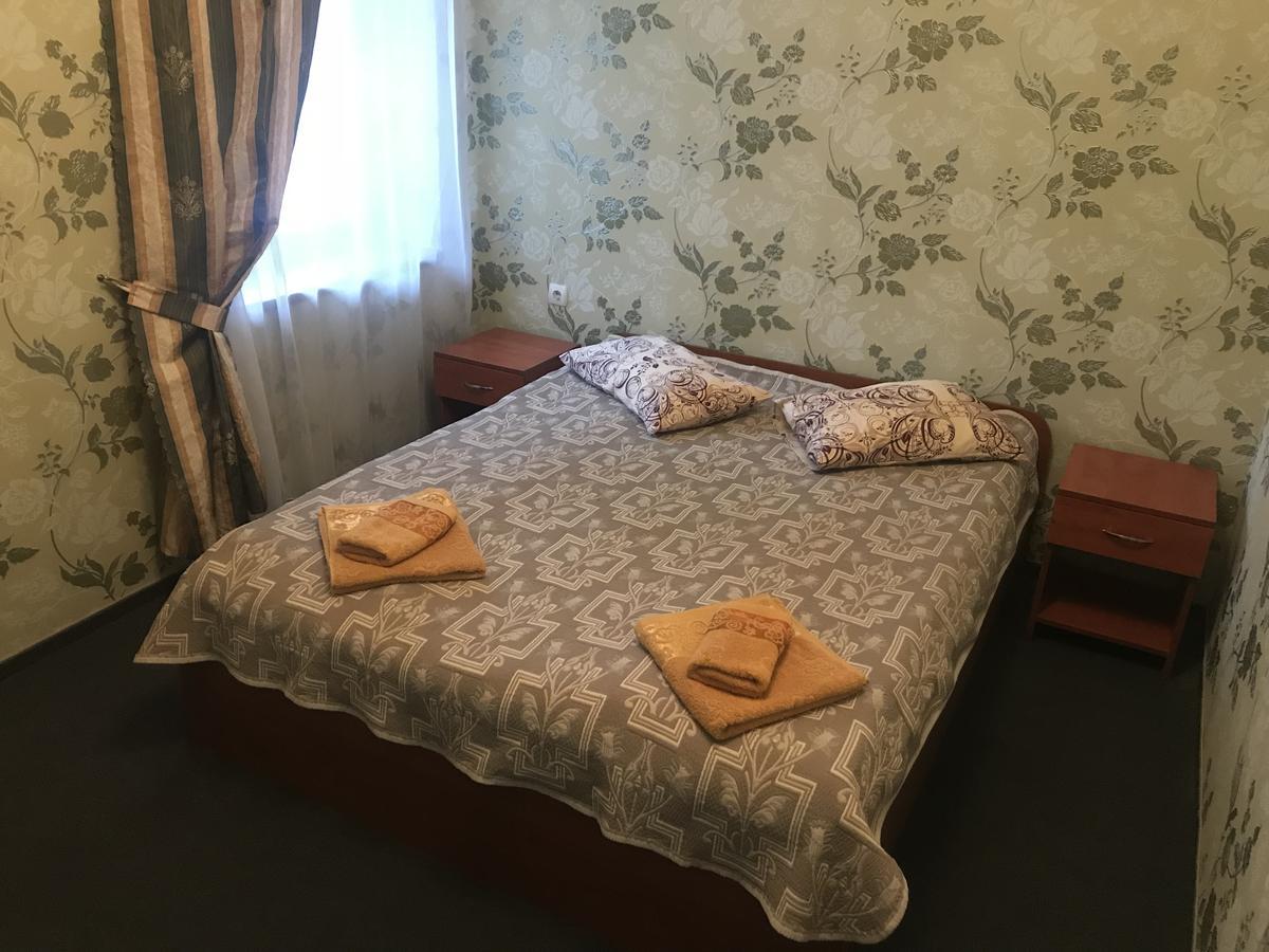 Hotel Domino Berehove  Esterno foto